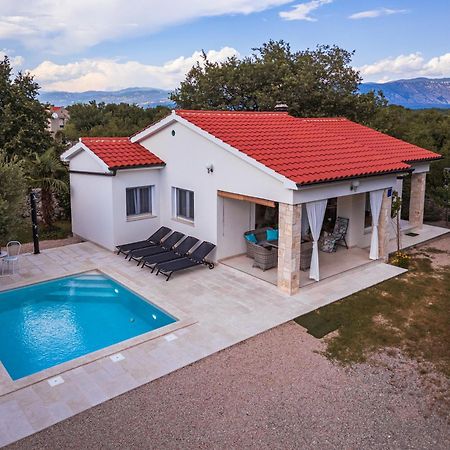 Villa Nevera Omišalj Buitenkant foto